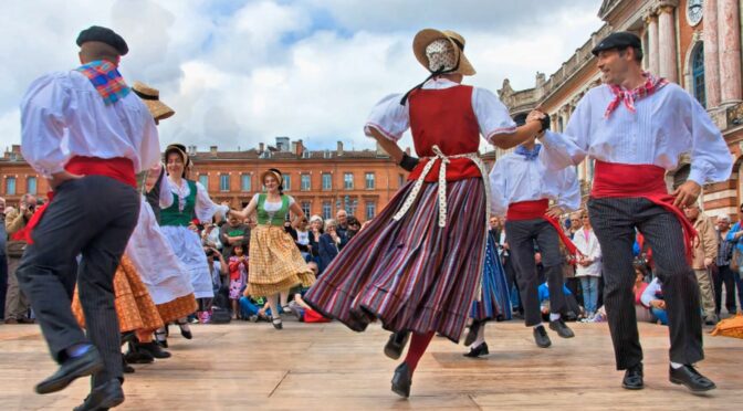 Danse traditionnelle folklorique